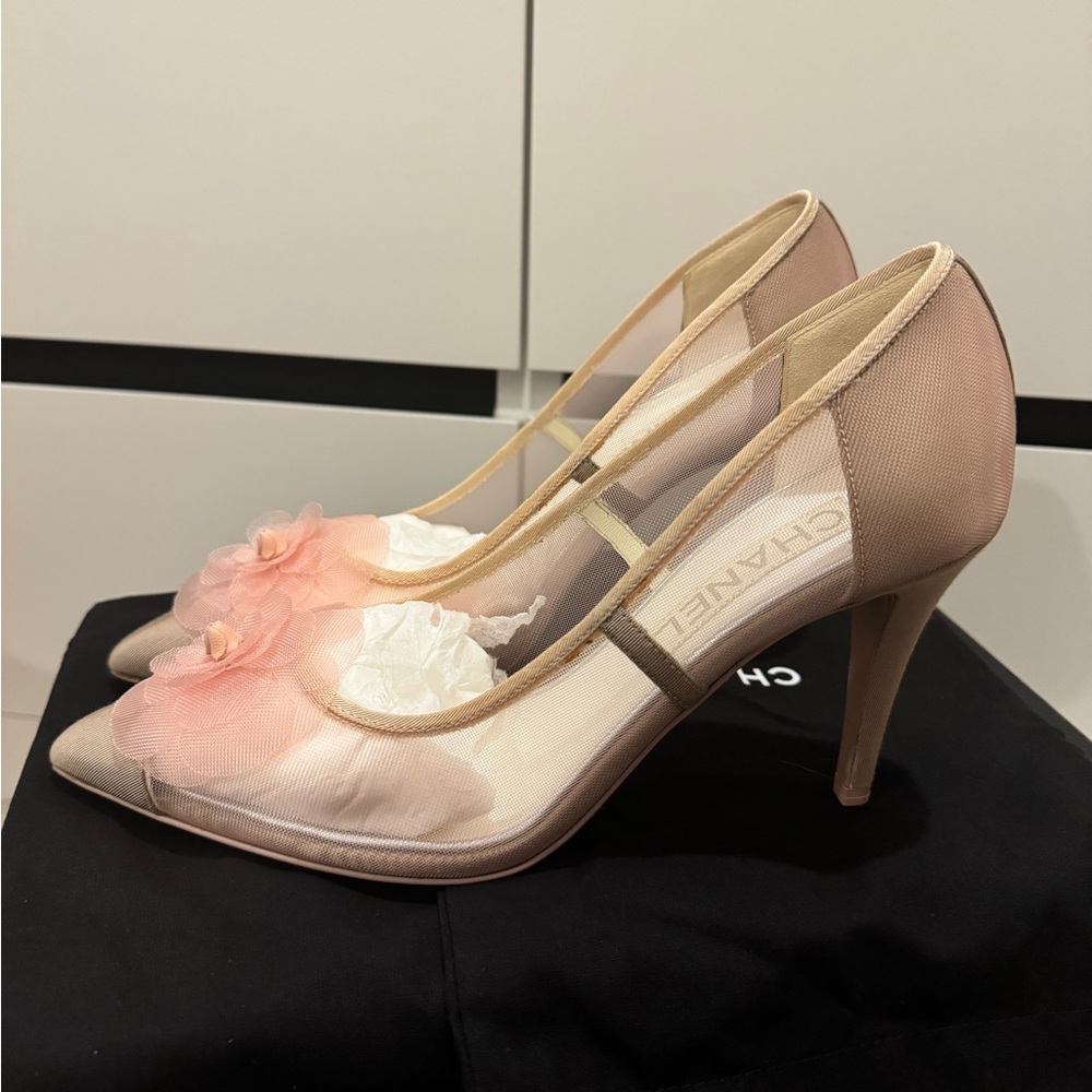 Chanel BNIB camelia mesh sheer pump heels logo size 39 - Picture 9 of 14